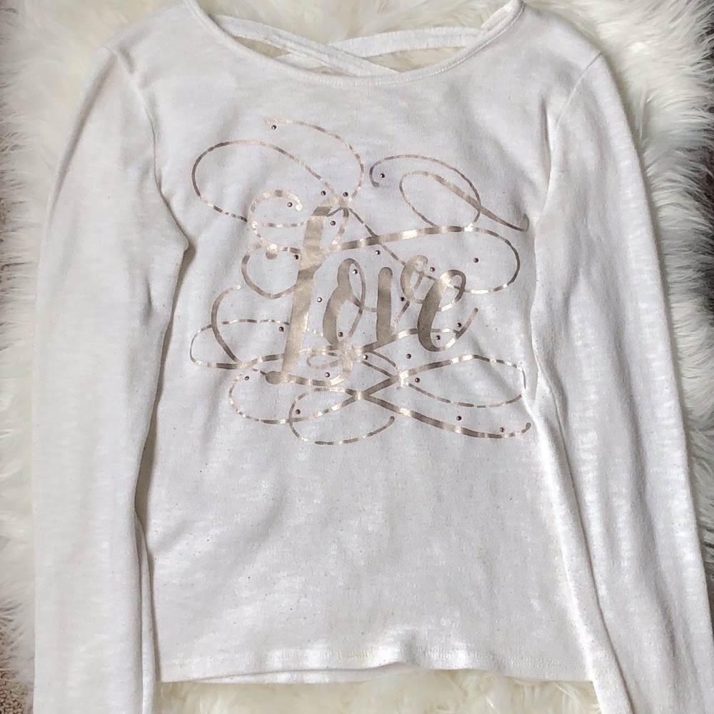 white long sleeve shirt